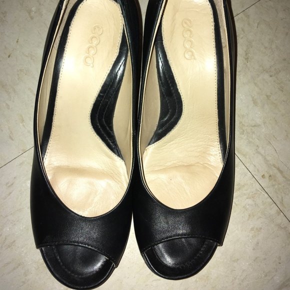 ECCO SCULPTURED 65 SANDAL Size 38 EUR 7-7.5 - Picture 2 of 7